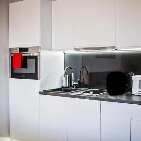 Good Time Boznicza 1 & Male Garbary 8 - Centrum Poznania, 2 Min Od Starego Rynku Poznań