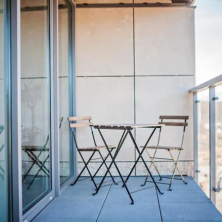 Good Time Boznicza 1 & Male Garbary 8 - Centrum Poznania, 2 Min Od Starego Rynku Appartement