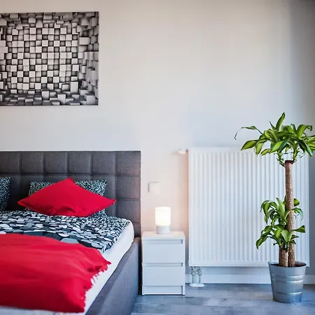 Good Time Boznicza 1 & Male Garbary 8 - Centrum Poznania, 2 Min Od Starego Rynku * Poznań