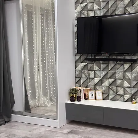 Apartment Good Time Boznicza 1 & Male Garbary 8 - Centrum Poznania, 2 Min Od Starego Rynku *