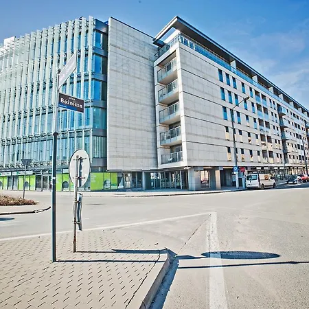 Good Time Boznicza 1 & Male Garbary 8 - Centrum Poznania, 2 Min Od Starego Rynku