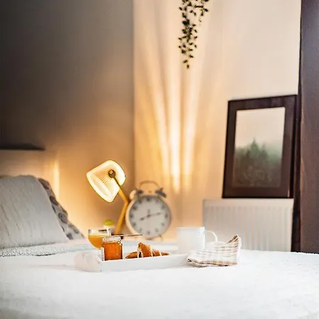 Good Time - Boznicza 1 I Male Garbary 8 *