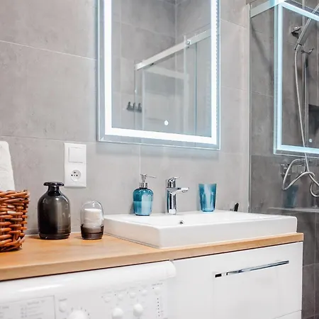 Good Time Boznicza 1 & Male Garbary 8 - Centrum Poznania, 2 Min Od Starego Rynku 아파트 포즈난