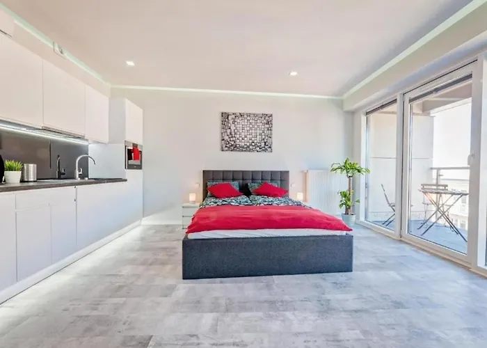 Апартаменти Good Time Boznicza 1 & Male Garbary 8 - Centrum Poznania, 2 Min Od Starego Rynku