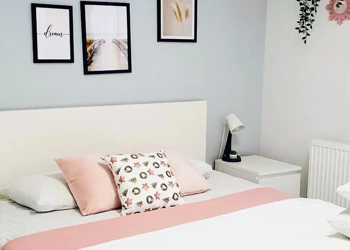 Good Time Boznicza 1 & Male Garbary 8 - Centrum Poznania, 2 Min Od Starego Rynku Апартаменти Познань