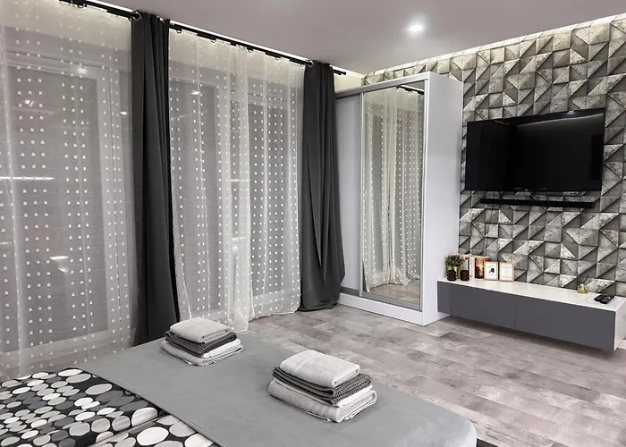 Good Time Boznicza 1 & Male Garbary 8 - Centrum Poznania, 2 Min Od Starego Rynku 公寓 *