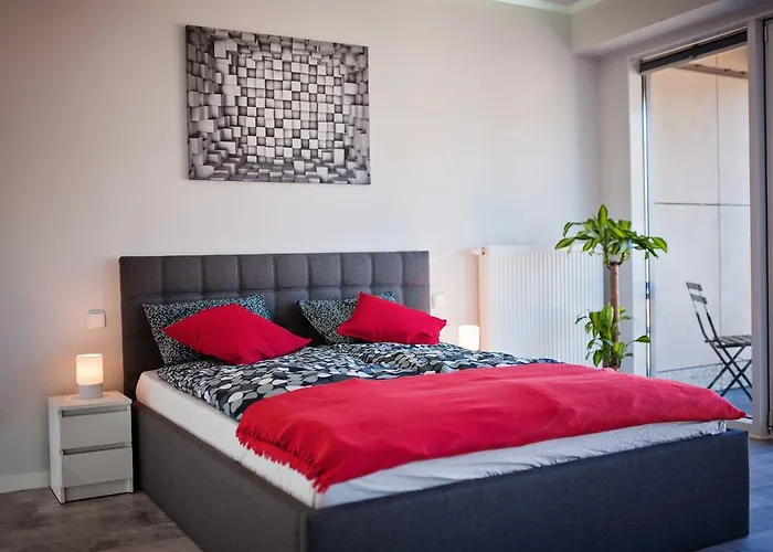 Good Time Boznicza 1 & Male Garbary 8 - Centrum Poznania, 2 Min Od Starego Rynku * Познань