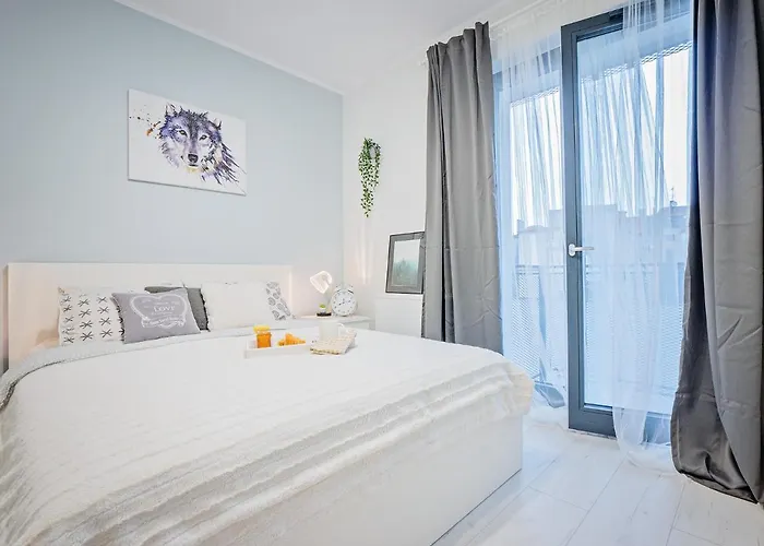 Lejlighed Good Time Boznicza 1 & Male Garbary 8 - Centrum Poznania, 2 Min Od Starego Rynku