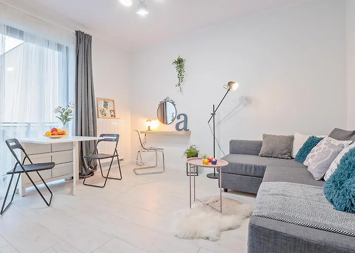 Апартаменти Good Time Boznicza 1 & Male Garbary 8 - Centrum Poznania, 2 Min Od Starego Rynku *